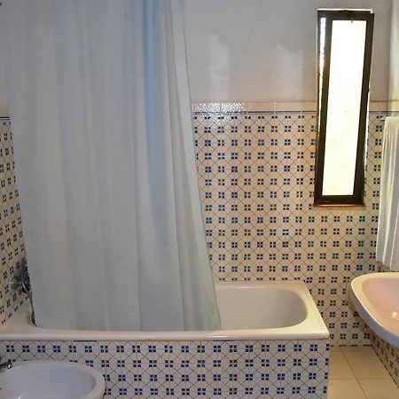 Moradia Com Piscina Em بيت للعطل كاباناس تْدي تافيرا